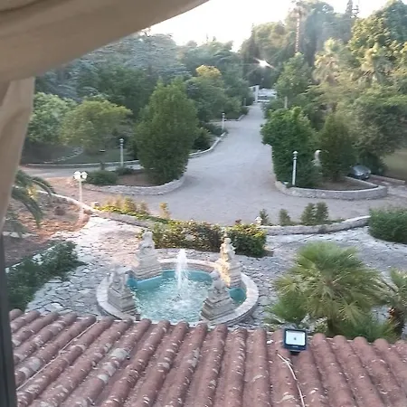 Bed and Breakfast Citta Di Λέτσε
