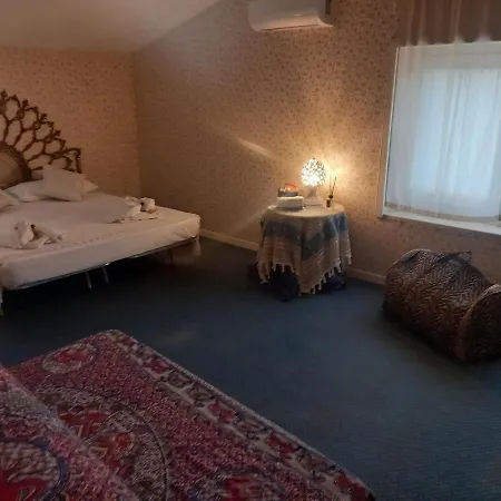 Citta Di ベッド・アンド・ブレックファスト 2*